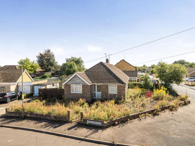 Bungalow for sale in Evershot, Oxfordshire