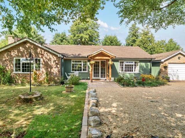 Bungalow for sale
