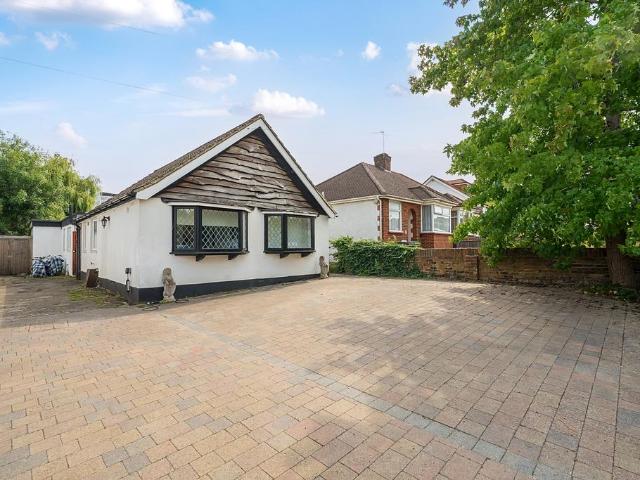 Bungalow for sale in Pachesham Park, Surrey