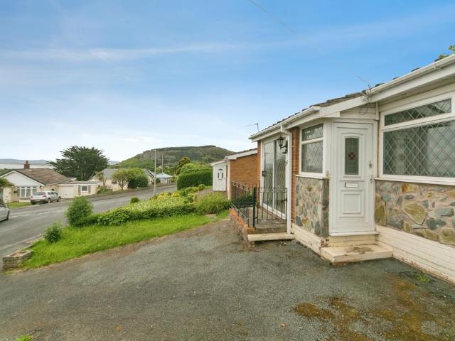 Bungalow for sale in Llanddulas and Rhyd-y-Foel, Llanddulas