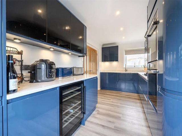 Bungalow for sale in Snodhurst, Chatham