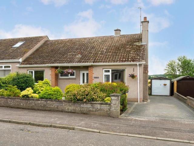 Bungalow for sale in Strathkinness, Scotland