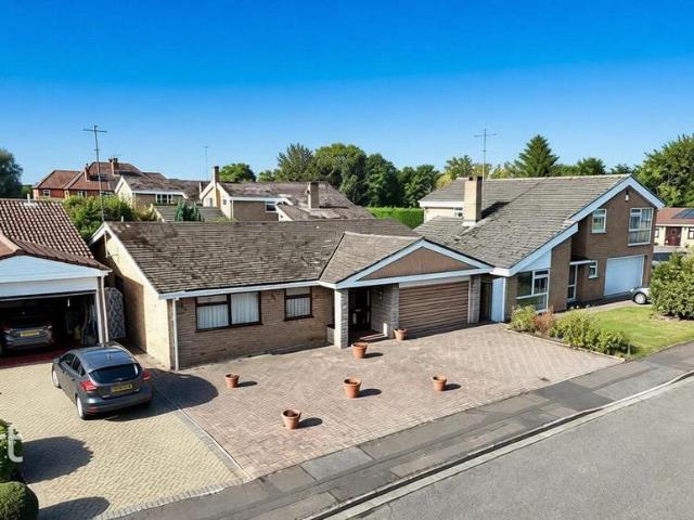 Bungalow for sale in Cannon Park, West Midlands