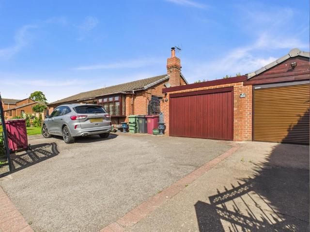 Bungalow for sale in Pinxton, Elmton