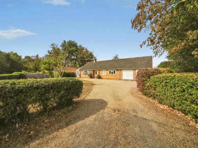 Bungalow for sale in Bedingfield, Suffolk