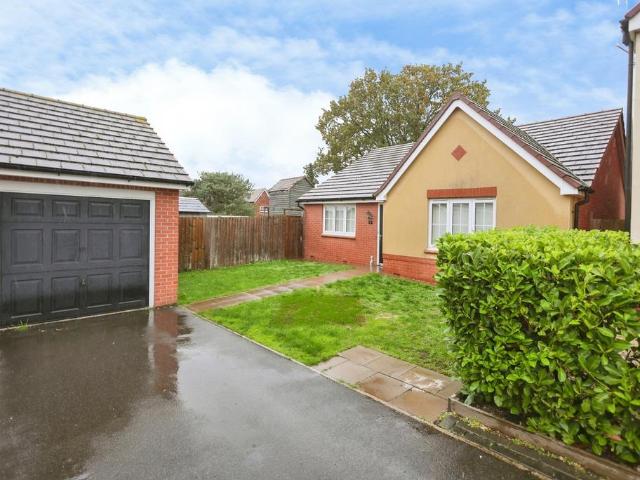 Bungalow for sale in Kempsey, Malvern Hills