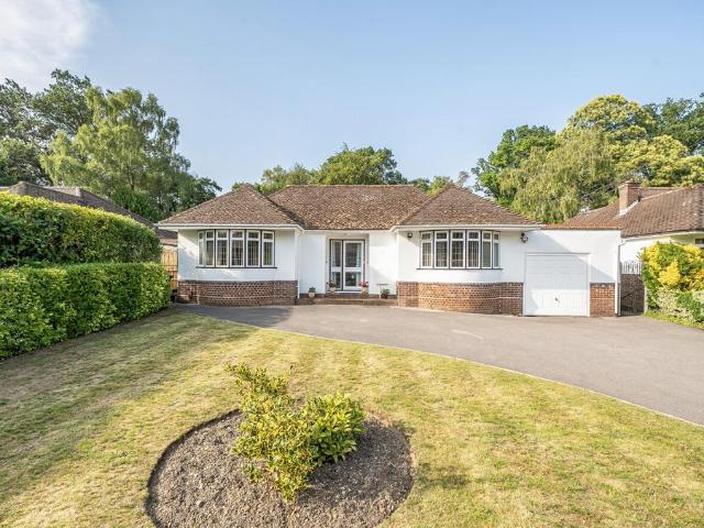 Bungalow for sale in Helford, Hampshire