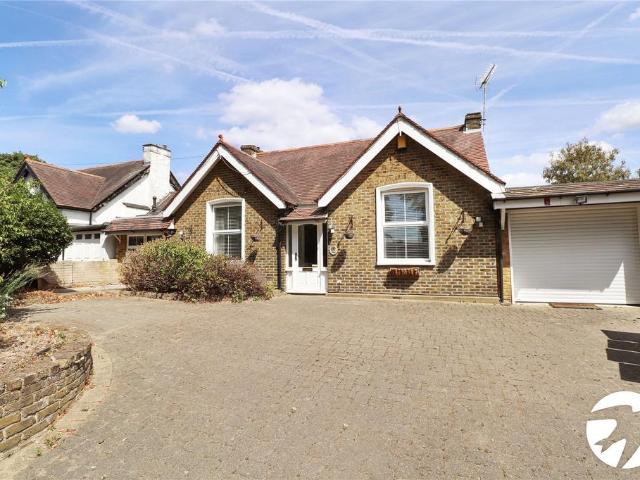 Bungalow for sale in London Borough of Bexley, Greater London