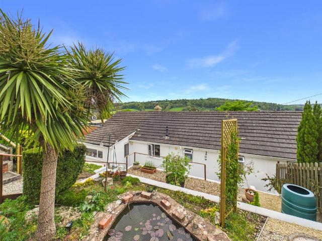 Bungalow for sale in Thrupp, School House