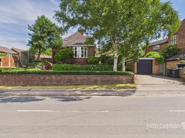 Bungalow for sale in Egginton, East Midlands