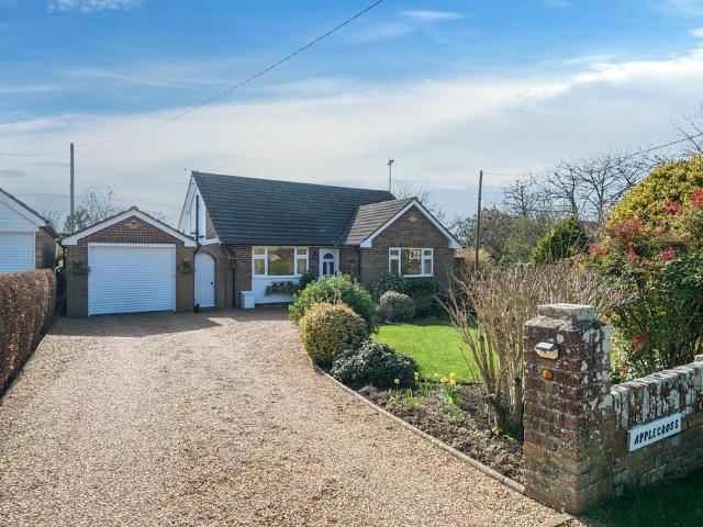 Bungalow for sale in Bolton Low Houses, Hampshire