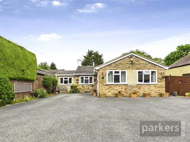 Bungalow for sale in Black Bourton, Oxfordshire
