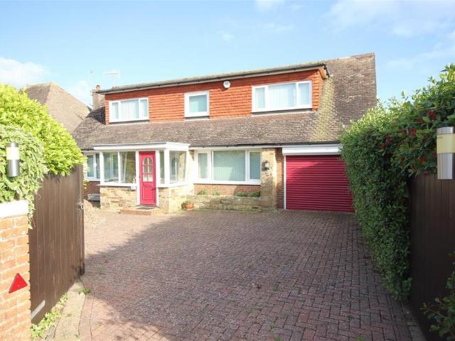 Bungalow for sale in Cooden, Heathlands