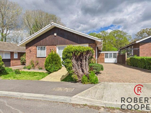 Bungalow for sale in Greater London