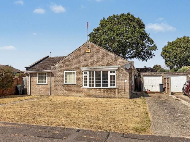 Bungalow for sale in Fairmile, Christchurch