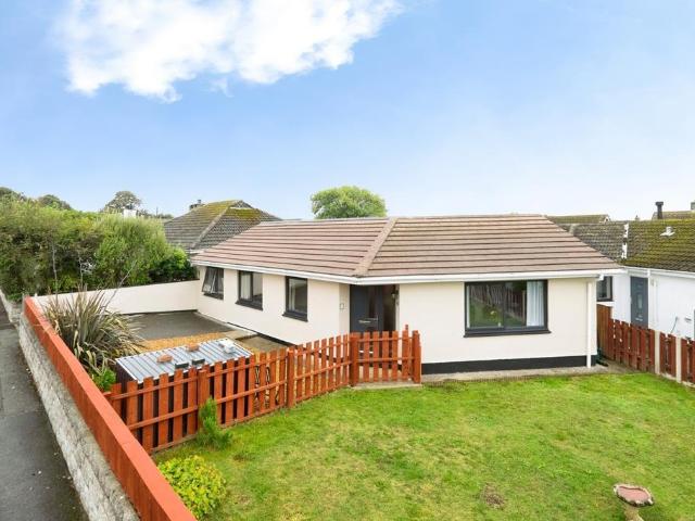 Bungalow for sale in Goldsithney, Cornwall