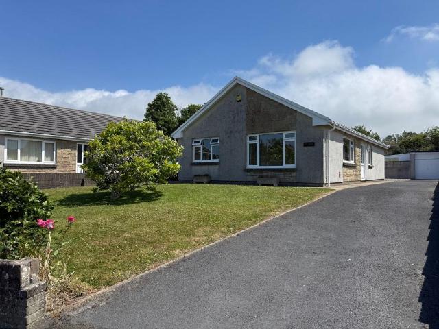Bungalow for sale in Cardigan, Wales