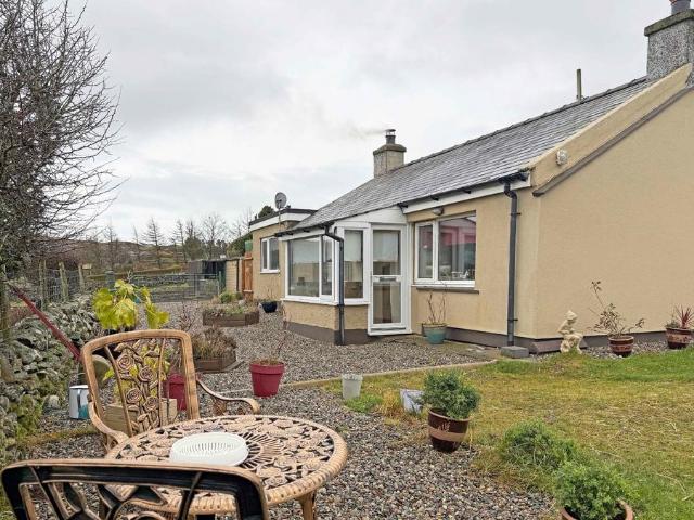 Bungalow for sale in Llandwrog, Wales