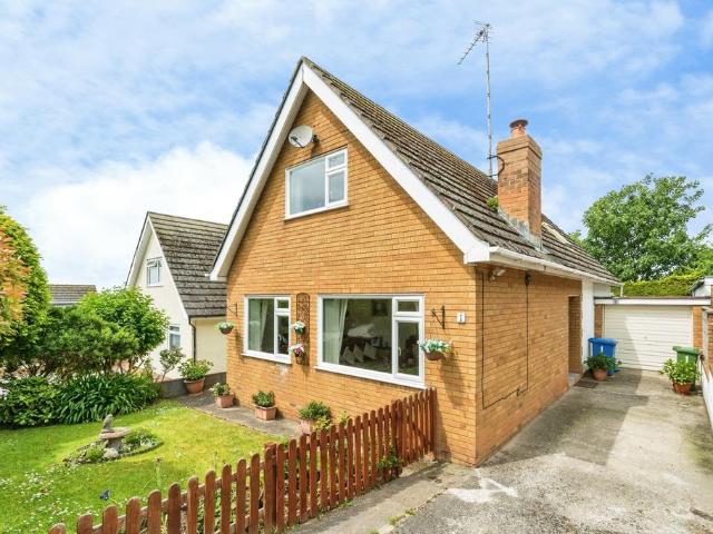 Bungalow for sale in Dyserth