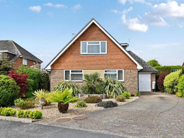 Bungalow for sale in Little Common, Heathlands