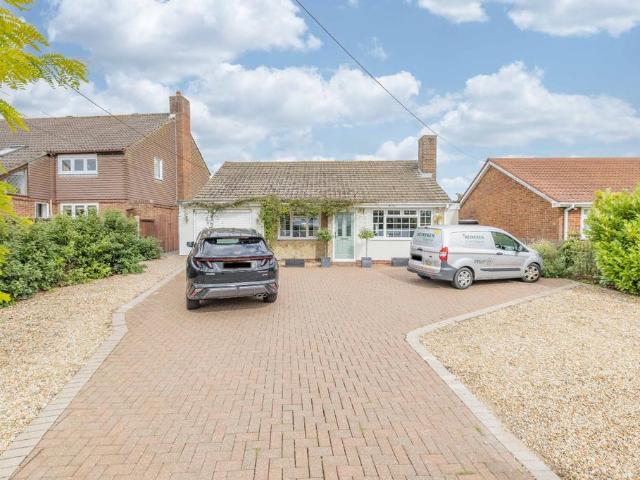 Bungalow for sale in Broad Oak, The Bridge