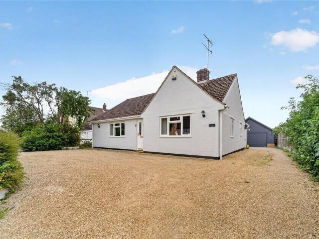 Bungalow for sale in Fordham Heath, Essex