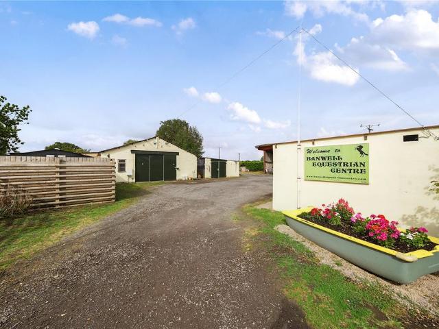 Bungalow for sale in Banwell, North Somerset
