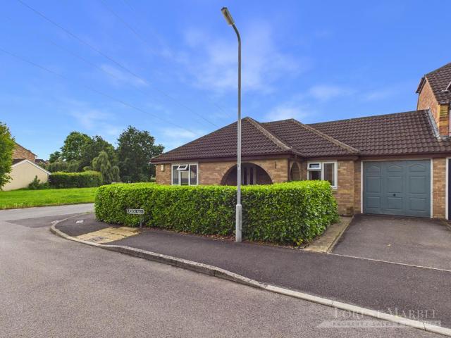 Bungalow for sale in Frome
