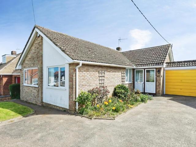 Bungalow for sale in Ash, Kent