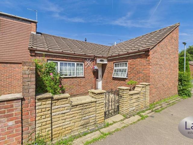 Bungalow for sale in Churchgate, Broxbourne