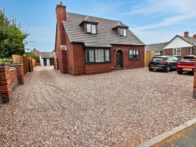 Bungalow for sale in Hadley Castle, Telford