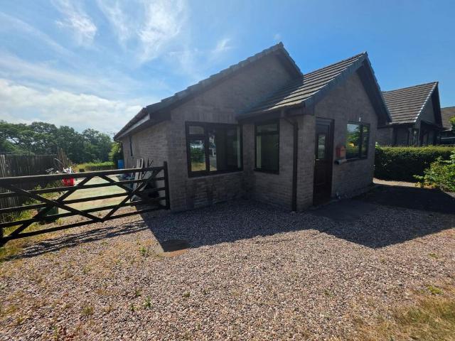 Bungalow for sale in Llanyre, Newbridge-on-wye