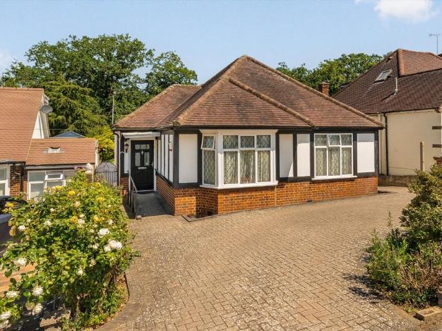 Bungalow for sale in Northwood, Greater London