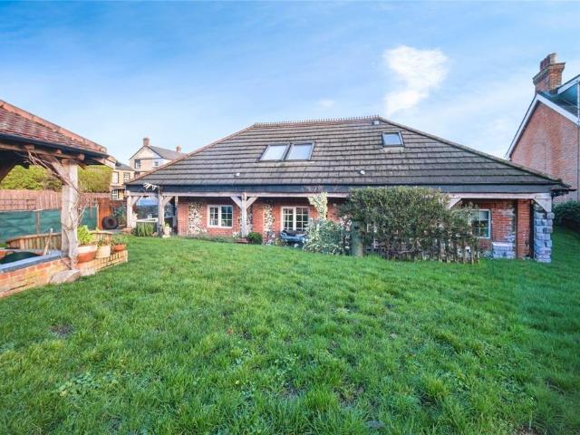 Bungalow for sale in Fole, Surrey