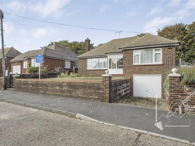 Bungalow for sale in Durndale, Gravesham