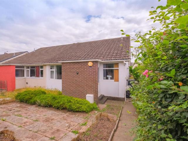 Bungalow for sale in Brookfoot, Brighouse