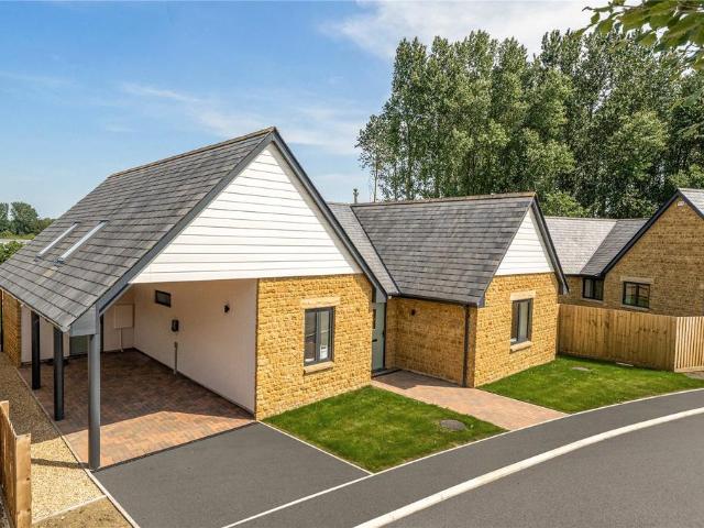 Bungalow for sale in Moor, South Petherton