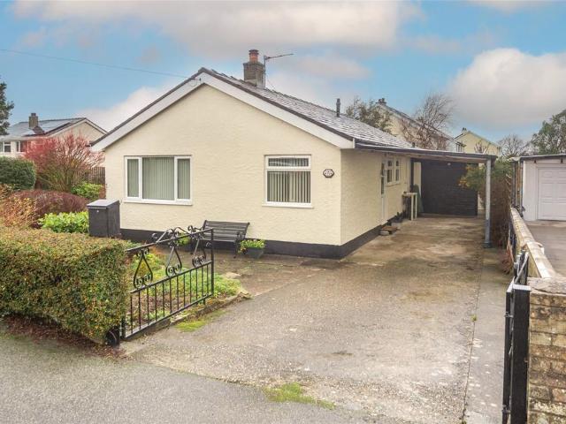 Bungalow for sale in Llangaffo, Wales