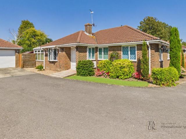 Bungalow for sale in Spring Vale, Hampshire