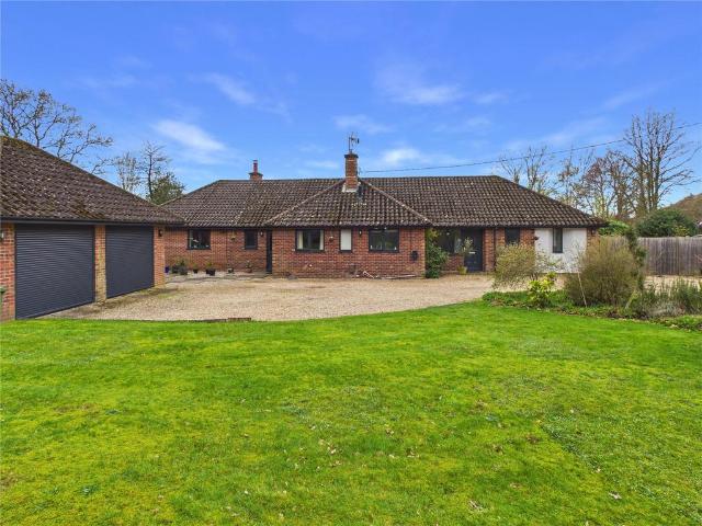 Bungalow for sale in Clopton, Eastbridge