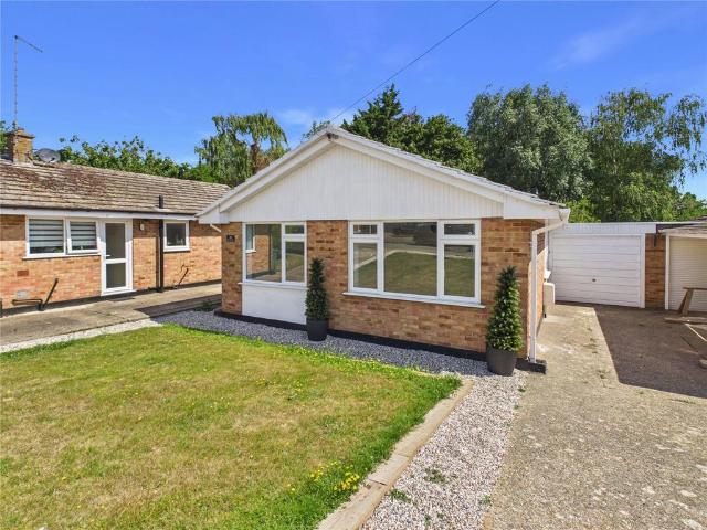 Bungalow for sale in Chipping Hill, Essex