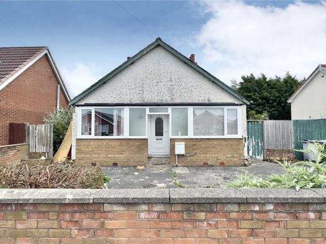 Bungalow for sale in Overchurch Hill, Moreton