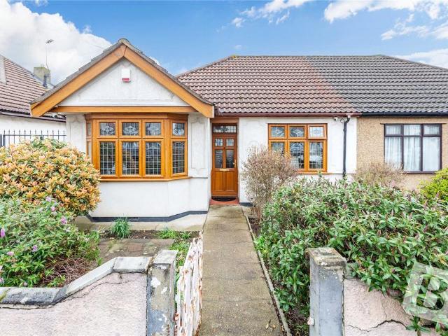 Bungalow for sale in Chadwell Heath, Isle Of Man