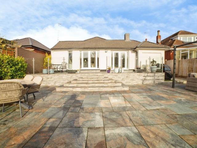 Bungalow for sale in Potters Corner, East Midlands