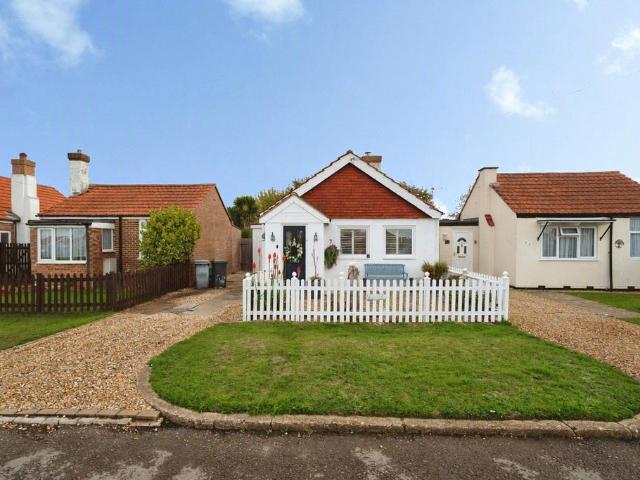 Bungalow for sale in Sea View, Havant
