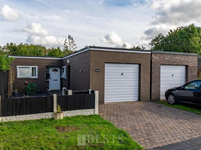 Bungalow for sale in Halton Brook, Runcorn