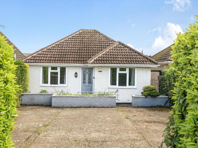 Bungalow for sale in Hedge End, Helford