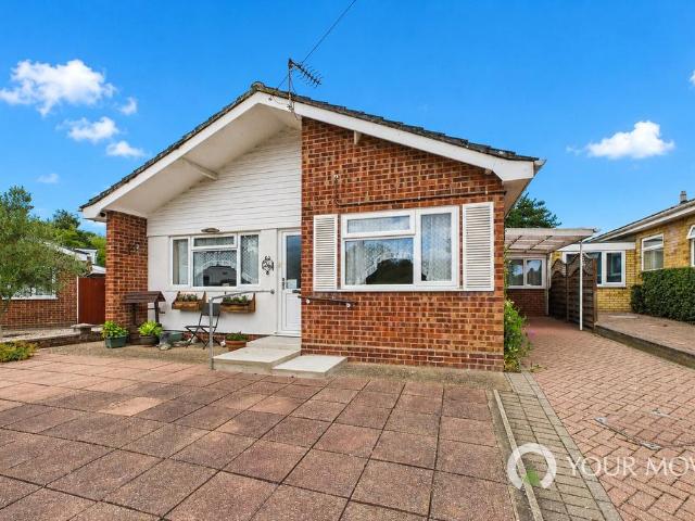 Bungalow for sale in Eastbridge, Suffolk