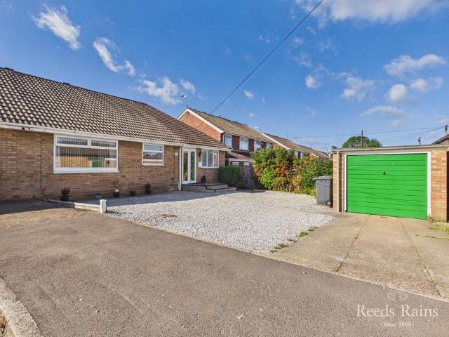 Bungalow for sale in Bilton Grange, Hull