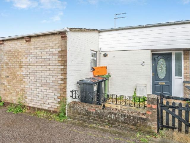 Bungalow for sale in Vange, Essex